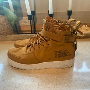 Nike air sf AF1 mid